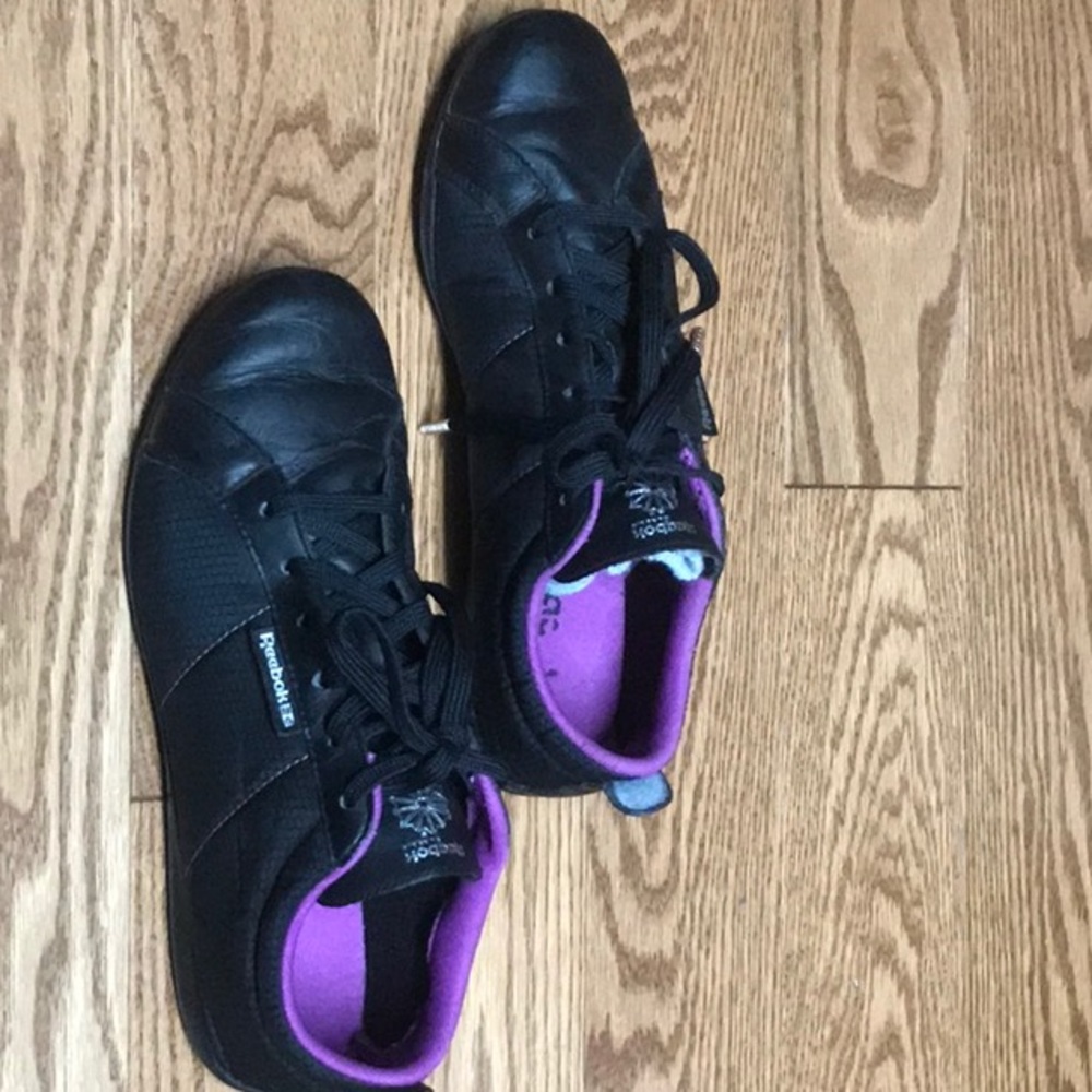 Rare Reebok shoes - Picture 2 of 6